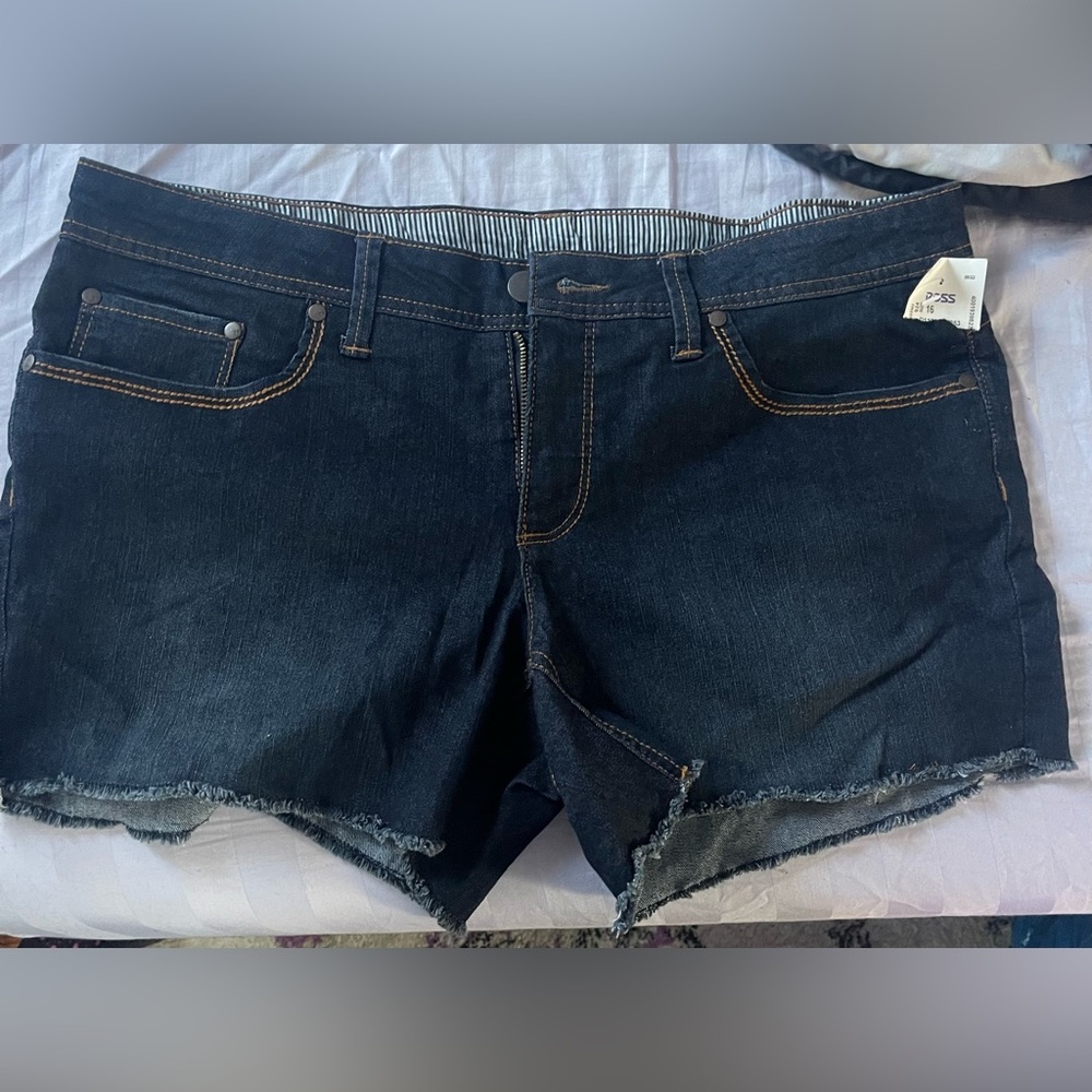 Blue Jean cutoff shorts
